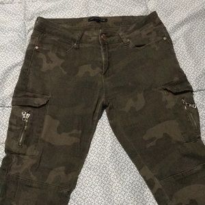Camouflage jeans size 7